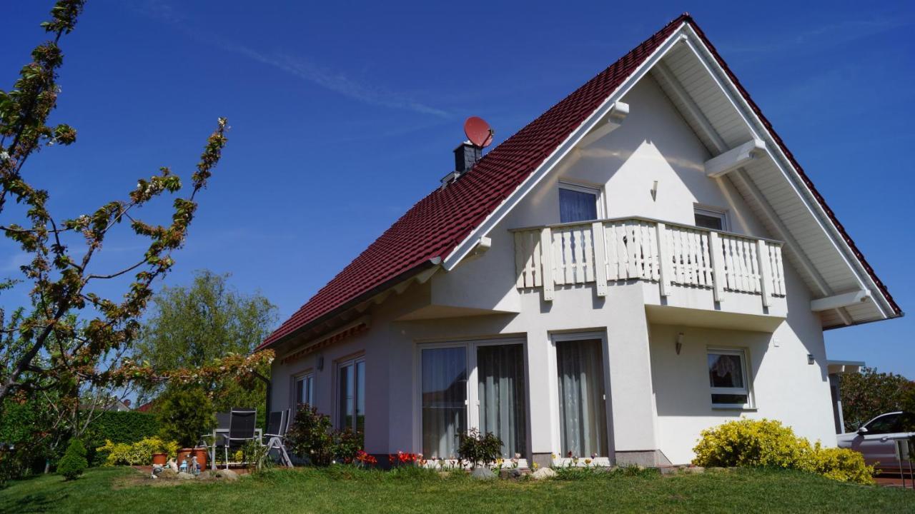 Ferienhaus Familie Mueller 伊尔森堡 外观 照片